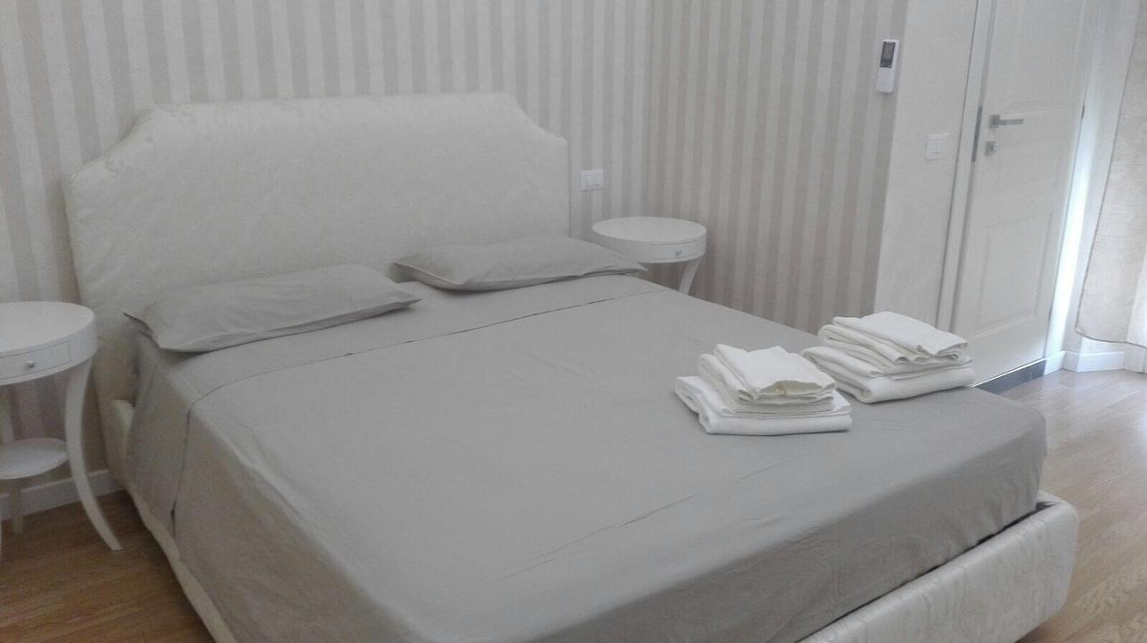 Donna Margharet Bed and Breakfast Crotone Eksteriør billede